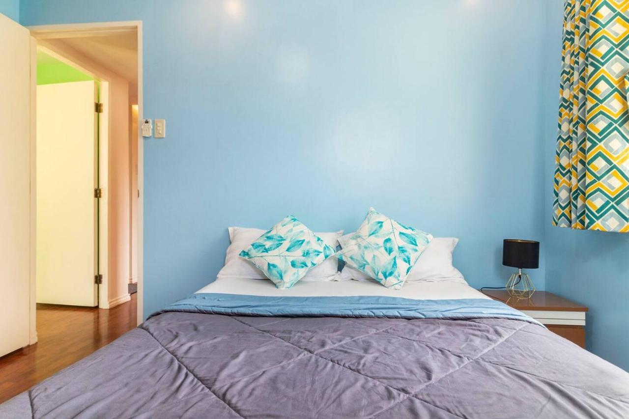 Brew Home Bacolod - 3 Bedroom House エクステリア 写真